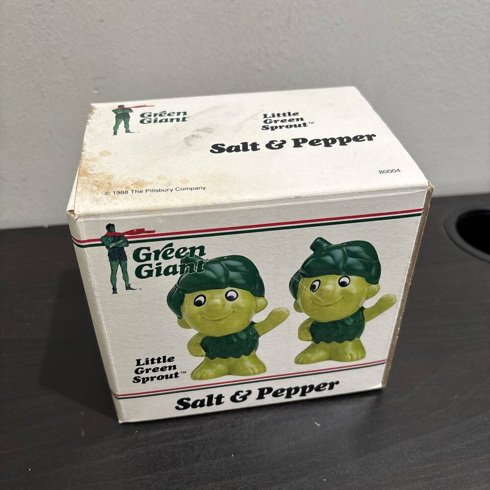 NEW IN BOX 1988 Green Giant “Little Green Sprout” Ceramic Salt & Pepper Shakers